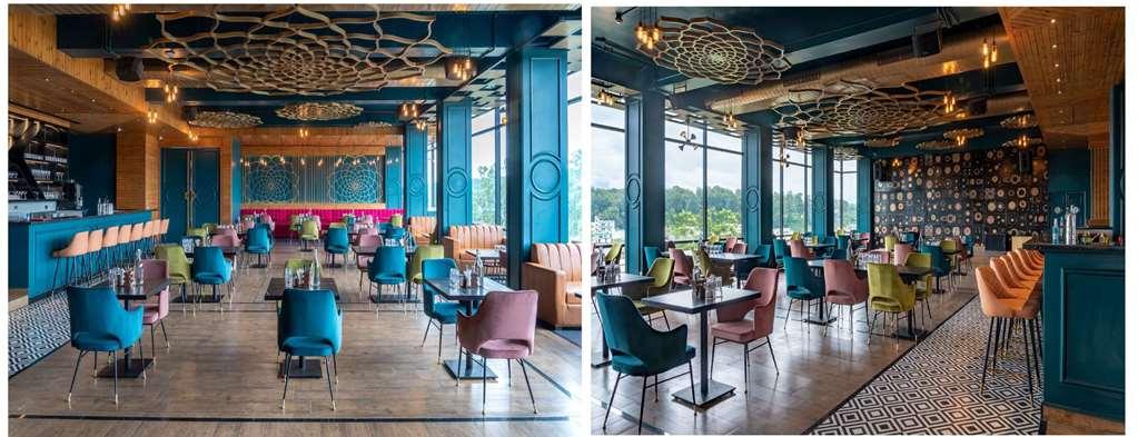 Clarion Hotel Epicure دهرادون المطعم الصورة